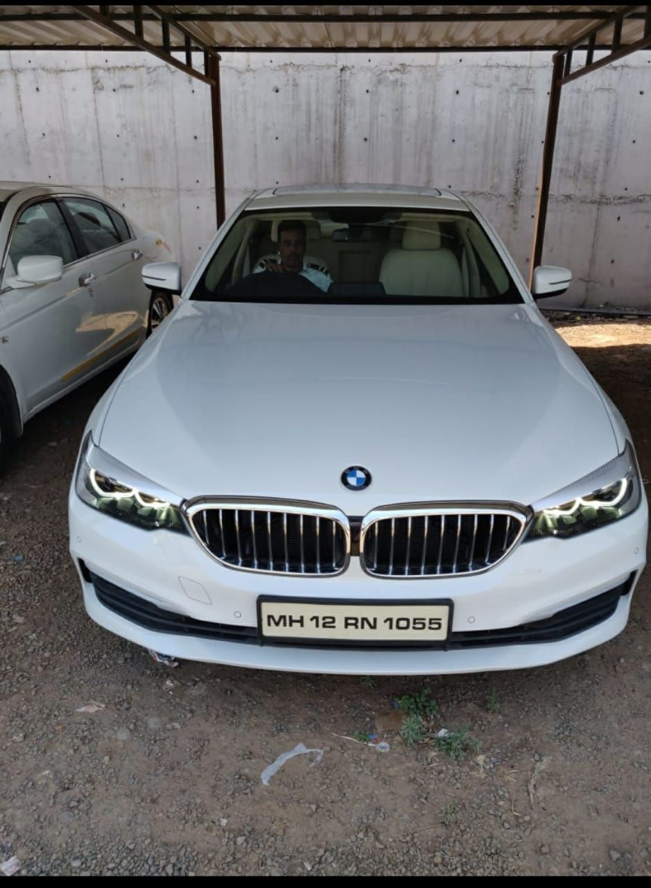 Premium Fleet vehicle - Professional corporate transportation service by Comfort Tours Pune